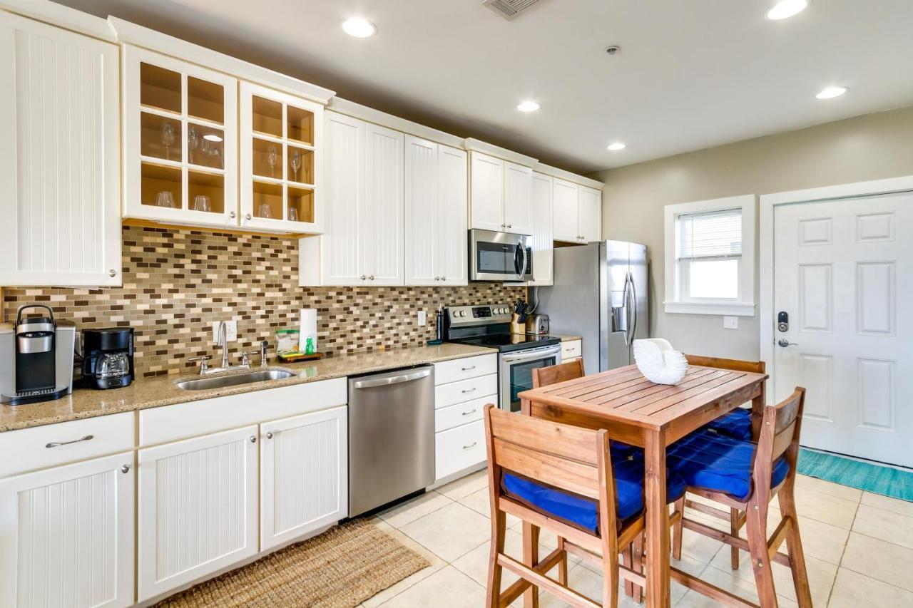 Bayfront Pensacola Beach Condo With Pool And Elevator Buitenkant foto
